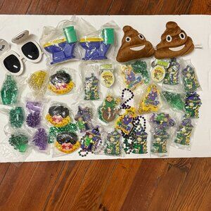 Lot Krewe Tucks Mardi Gras Parade Throw Party Box 3# Beads Plush Glasses more 2